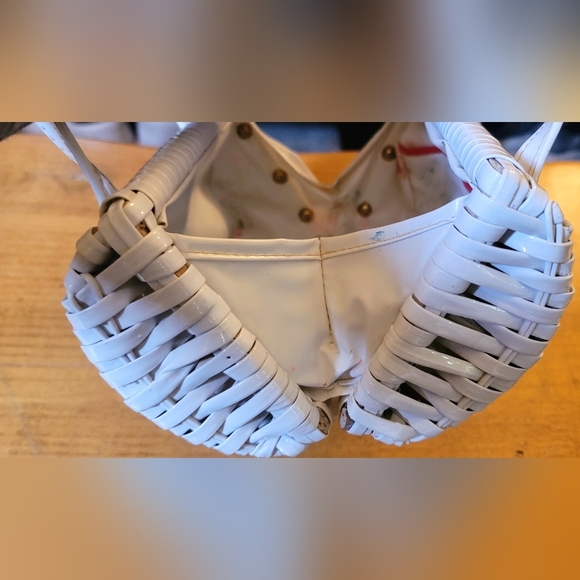 Vintage 1960's White Painted Wicker Bucket/Pail Purse Handbag Boho Retro Hippie - Picture 11 of 16
